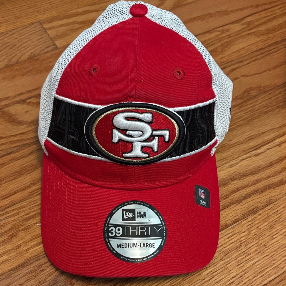 San Francisco 49er Baseball Hat - NWT